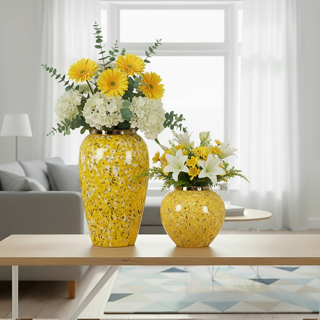 SOGA Home & Living Set – Gelbe und weiße Mini-Keramikvasen mit Blumenmotiv für elegante Wohndekoration